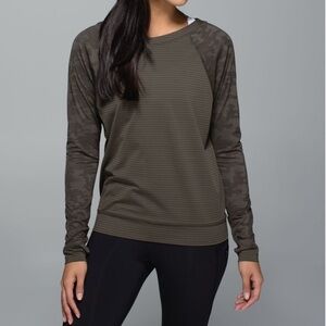 Lululemon Run For Days Long Sleeve Deep Camo W3I11S